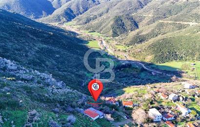 İzmir Karaburun Bozköy'de Satılık 506 m2 Kagir Ev ve Bahçe