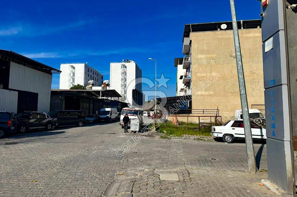 Aydın 1.sanayi sitesinde satılık 3 adet dükkan