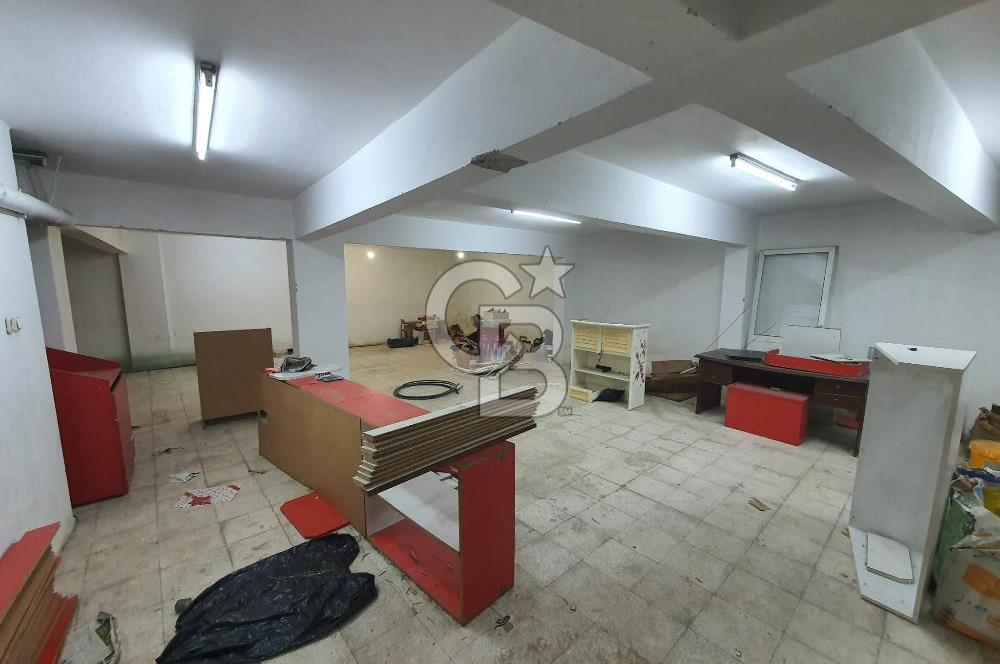 Buca Kozağaç'ta Hasanağa Bahçesine Yakın 230 M2 Batarkat Depolu Dükkan