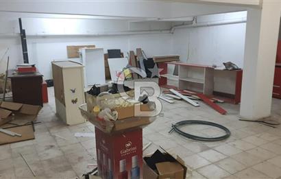 Buca Kozağaç'ta Hasanağa Bahçesine Yakın 230 M2 Batarkat Depolu Dükkan