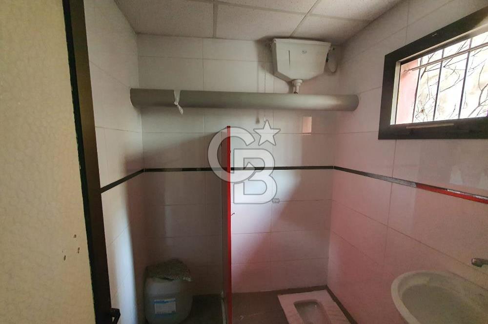 Buca Kozağaç'ta Hasanağa Bahçesine Yakın 230 M2 Batarkat Depolu Dükkan