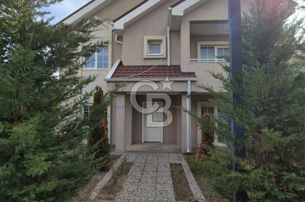 Gölbaşı'nda Natamam Villa: 7+1, Geniş Bahçe, Kooperatif Hissesi 