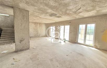 Gölbaşı'nda Natamam Villa: 7+1, Geniş Bahçe, Kooperatif Hissesi 