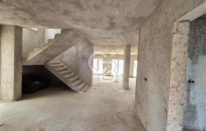 Gölbaşı'nda Natamam Villa: 7+1, Geniş Bahçe, Kooperatif Hissesi 