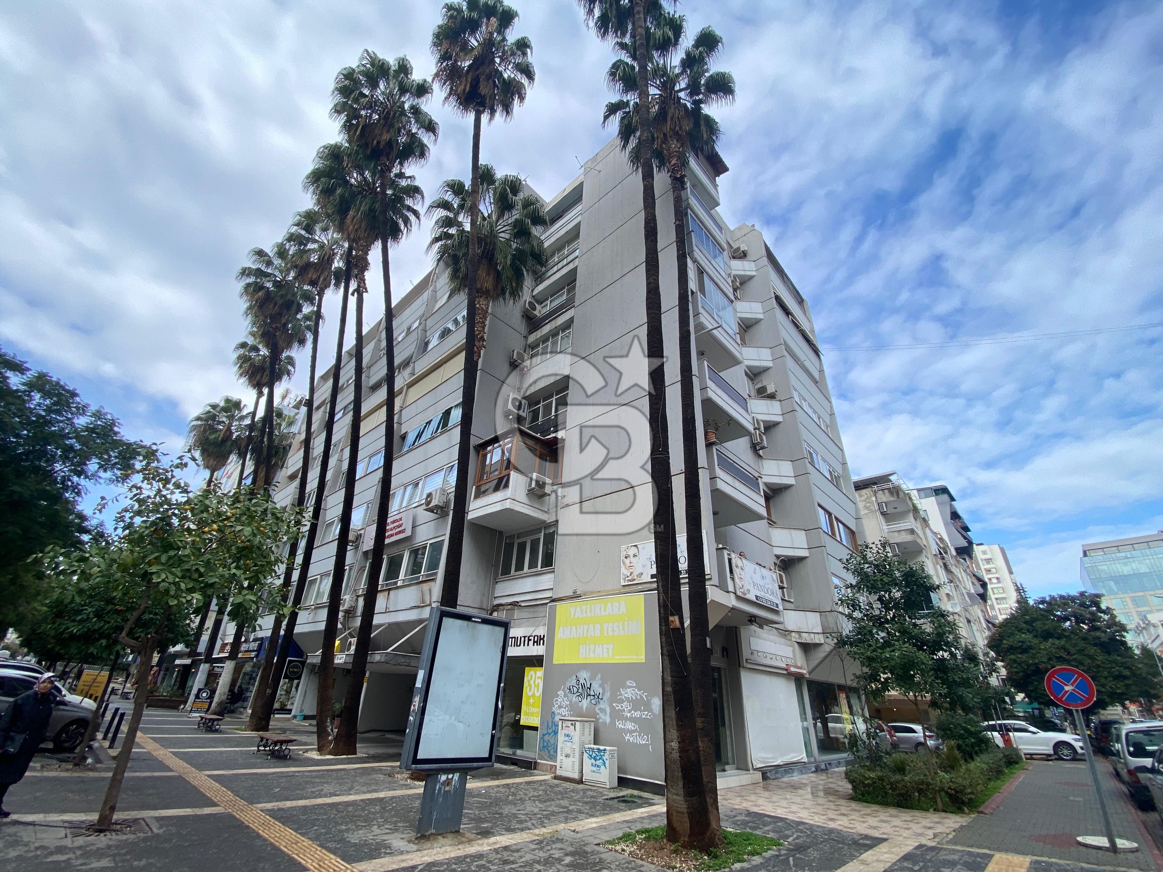 Kurtuluş'ta Kiralık 2+1 Daire 140m² | Aydınlık ve Merkezi Konum