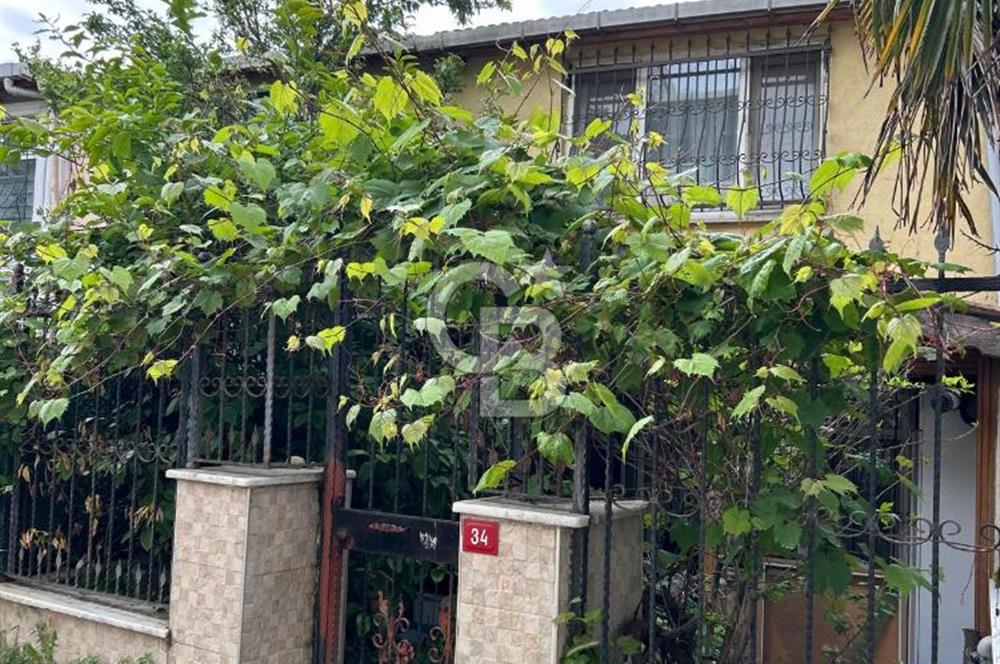 Eyüpsultan Topçularda Özel garajlı Bahçeli Müstakil Dubleks 