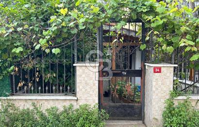 Eyüpsultan Topçularda Özel garajlı Bahçeli Müstakil Dubleks 