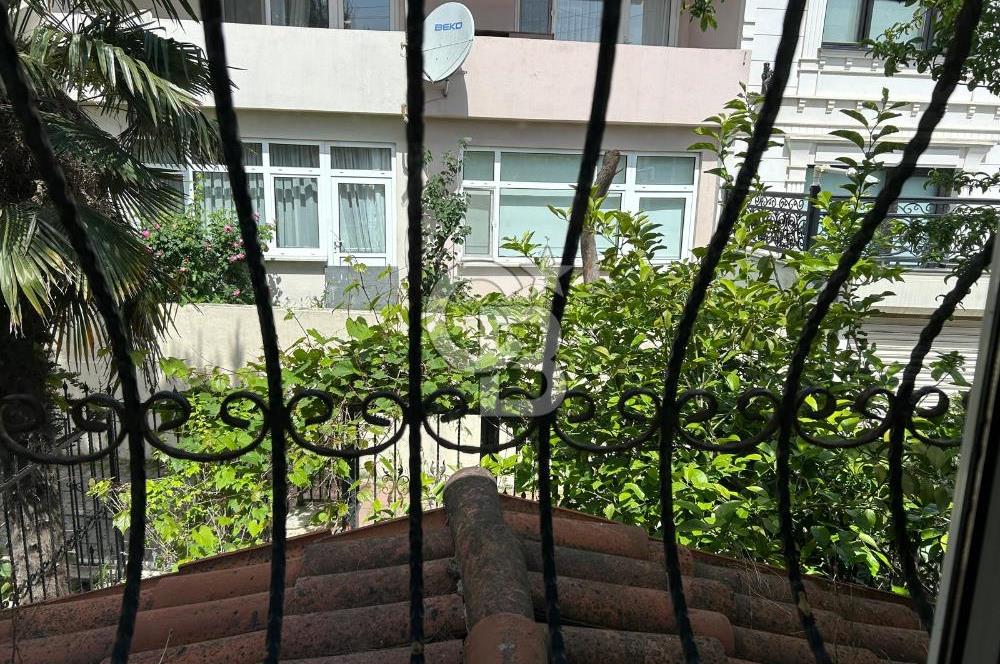 Eyüpsultan Topçularda Özel garajlı Bahçeli Müstakil Dubleks 