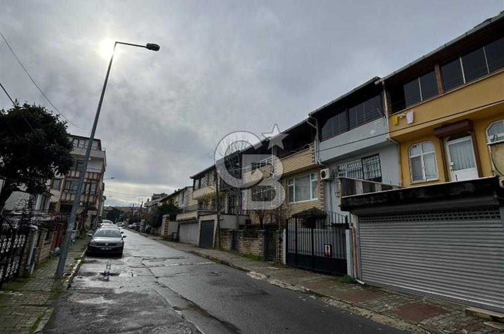 Eyüpsultan Topçularda Özel garajlı Bahçeli Müstakil Dubleks 