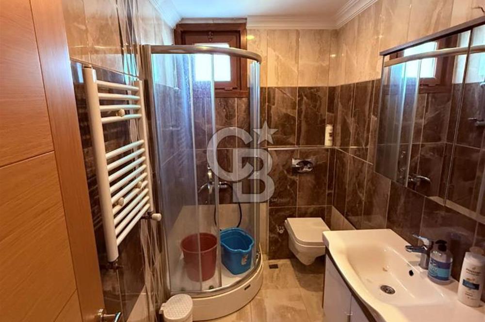 Feyzullah Caddesi Üzerinde Satılık İskanlı 3+1 105 m²