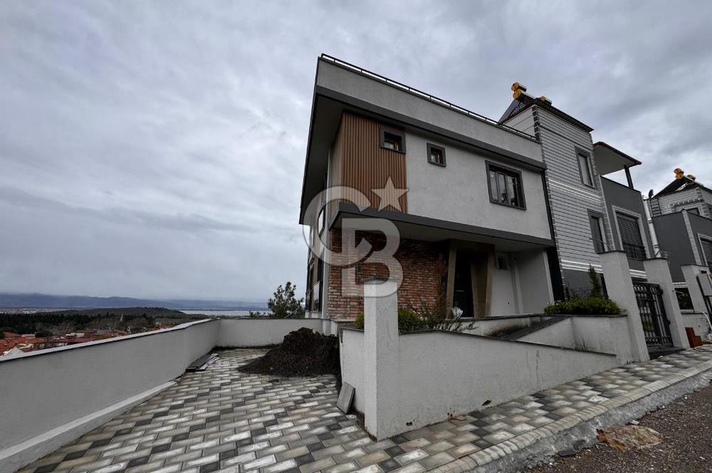 GÜREDE EMSALSİZ OTOPARKLI PANORAMİK MANZARALI VİLLA