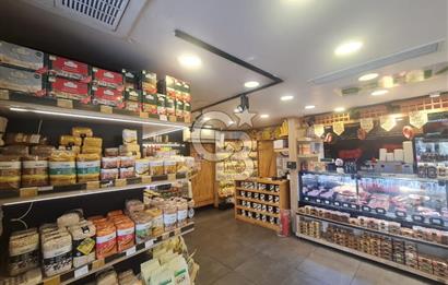 Acıbadem caddesi üzerinde devren kiralık şarküteri