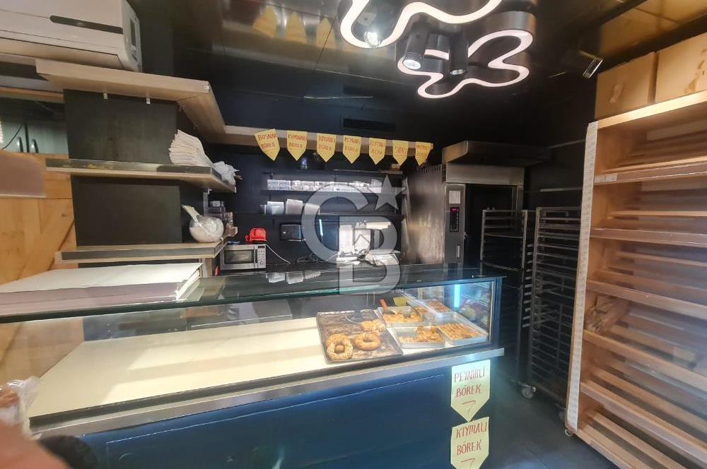 Acıbadem caddesi üzerinde devren kiralık şarküteri