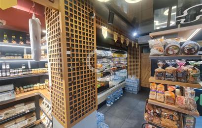 Acıbadem caddesi üzerinde devren kiralık şarküteri