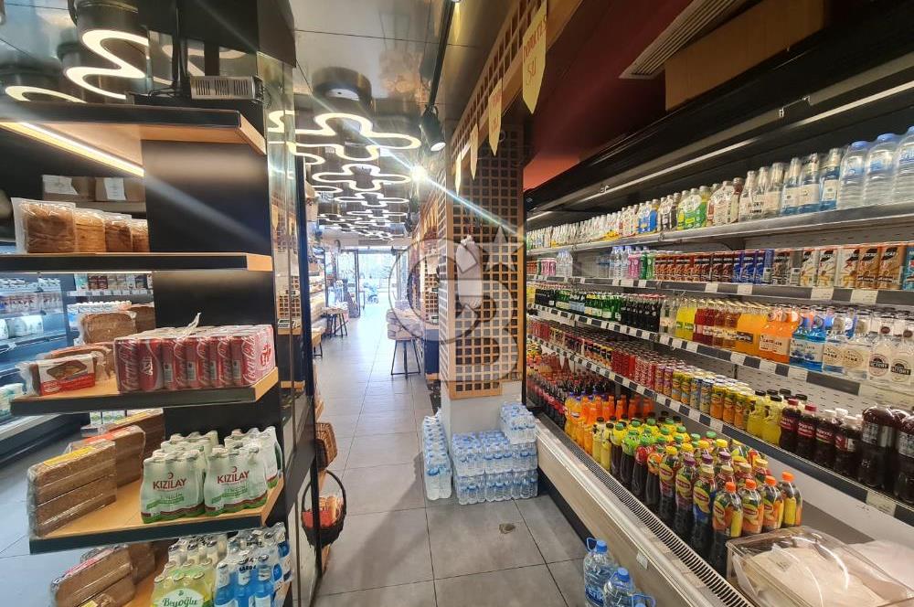 Acıbadem caddesi üzerinde devren kiralık şarküteri