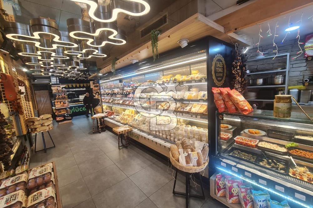 Acıbadem caddesi üzerinde devren kiralık şarküteri