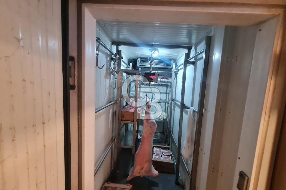 Acıbadem caddesi üzerinde devren kiralık şarküteri