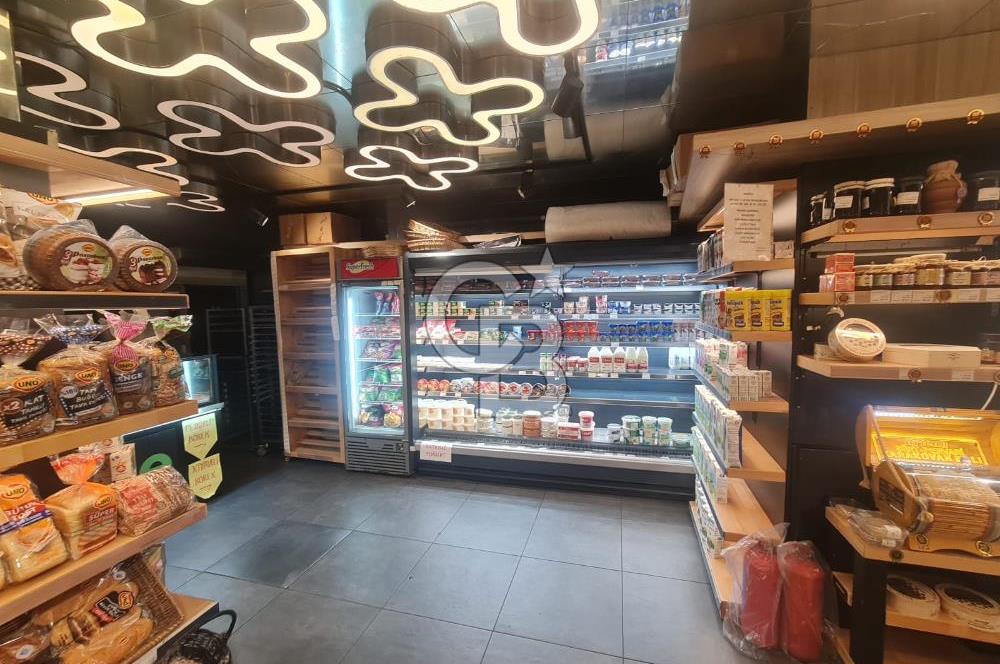 Acıbadem caddesi üzerinde devren kiralık şarküteri