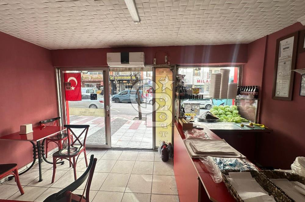 Manisa Şehzadeler'de Satılık Dükkan: 52m² + Bahçe, Cadde Üstü