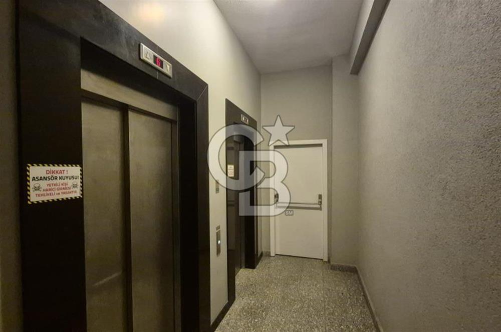 Kadıköy Kızıltoprak’ta, Bağdat Cad ne Sadece 90 Metre Mesafede Satılık 3+1 Daire