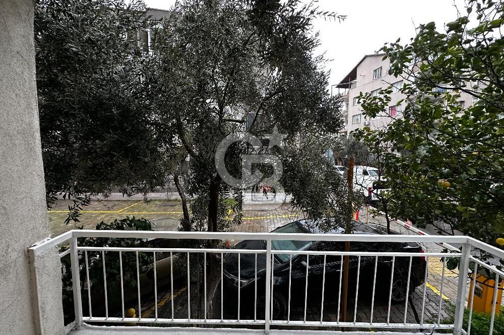 Bornova Kazım Dirik'te Tadilatlı 3+1 Kiralık Daire (125m²)