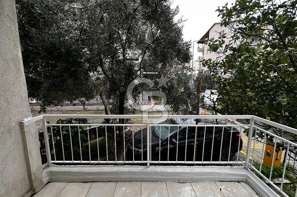 Bornova Kazım Dirik'te Tadilatlı 3+1 Kiralık Daire (125m²)