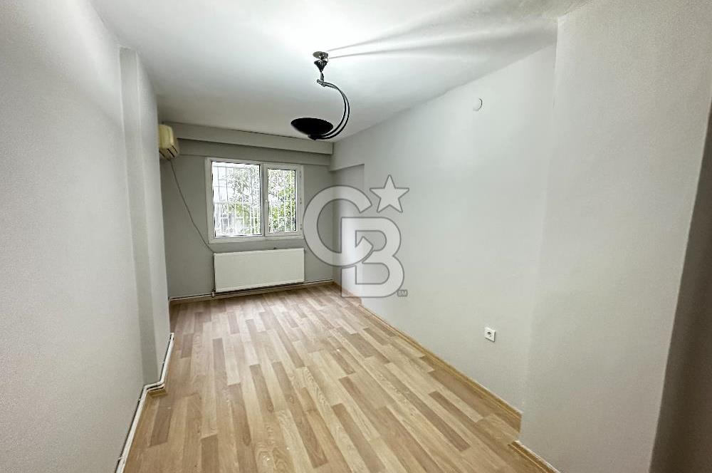 Bornova Kazım Dirik'te Tadilatlı 3+1 Kiralık Daire (125m²)