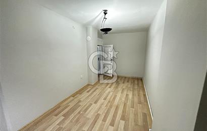 Bornova Kazım Dirik'te Tadilatlı 3+1 Kiralık Daire (125m²)