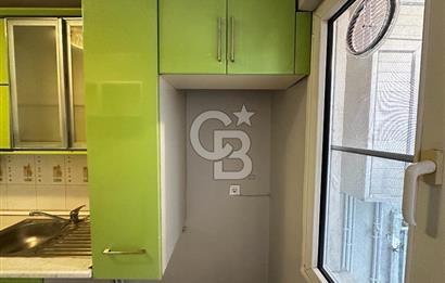 Bornova Kazım Dirik'te Tadilatlı 3+1 Kiralık Daire (125m²)