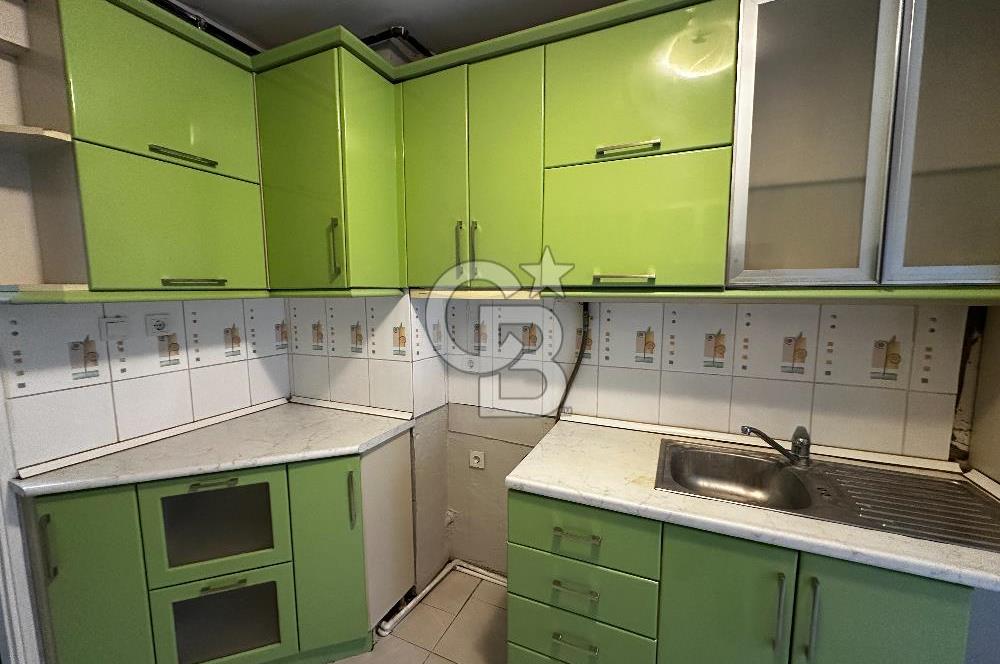 Bornova Kazım Dirik'te Tadilatlı 3+1 Kiralık Daire (125m²)