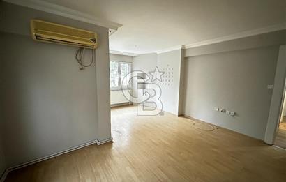 Bornova Kazım Dirik'te Tadilatlı 3+1 Kiralık Daire (125m²)