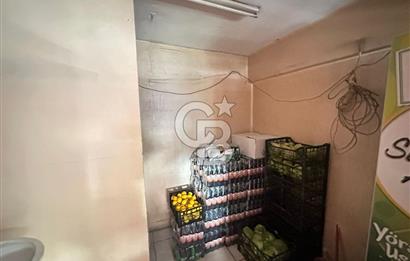 Manisa Şehzadeler'de Satılık Dükkan: 52m² + Bahçe, Cadde Üstü