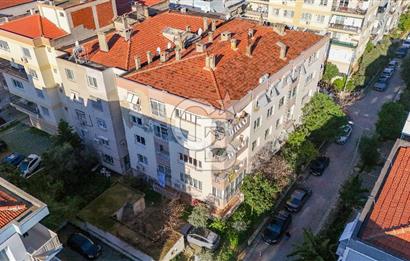 Bostanlı Şehitler Bulvarı Yakını Geniş Bahçeli 3+1 Satılık Daire