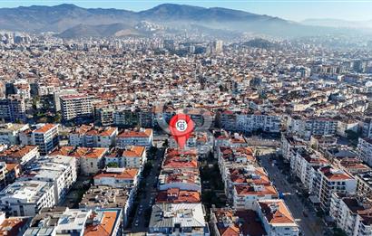 Bostanlı Şehitler Bulvarı Yakını Geniş Bahçeli 3+1 Satılık Daire