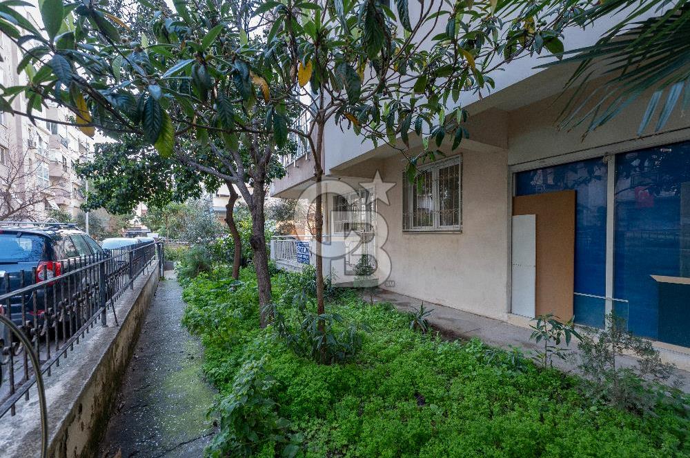 Bostanlı Şehitler Bulvarı Yakını Geniş Bahçeli 3+1 Satılık Daire