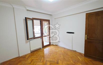 Karşıyaka Bostanlı Muharrem Candaş Sokak Kiralık 3+1 Daire
