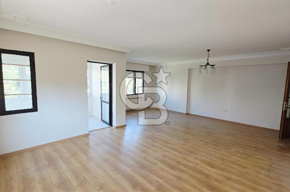 Karşıyaka Bostanlı Muharrem Candaş Sokak Kiralık 3+1 Daire