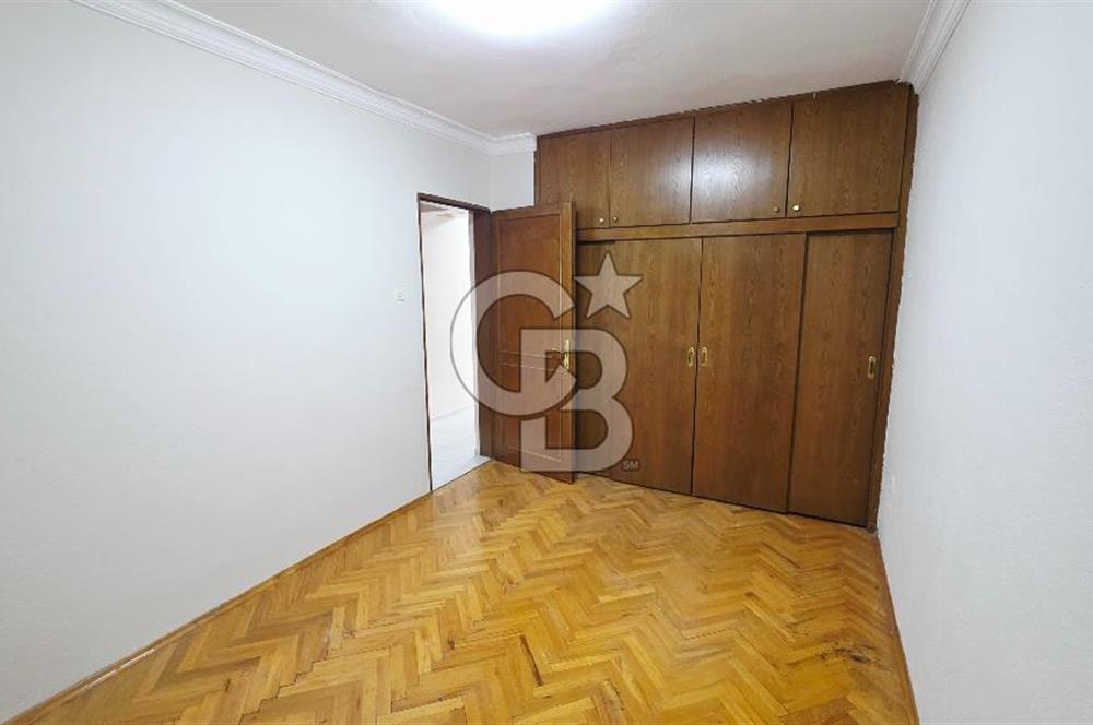 Karşıyaka Bostanlı Muharrem Candaş Sokak Kiralık 3+1 Daire