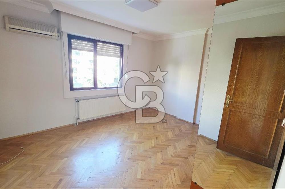 Karşıyaka Bostanlı Muharrem Candaş Sokak Kiralık 3+1 Daire