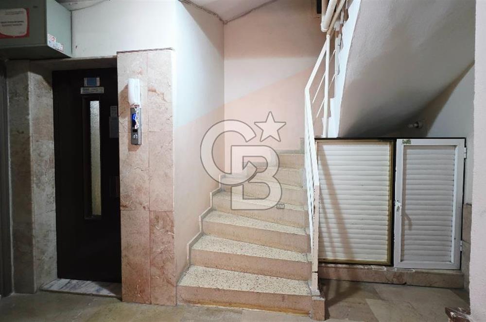 Karşıyaka Bostanlı Muharrem Candaş Sokak Kiralık 3+1 Daire