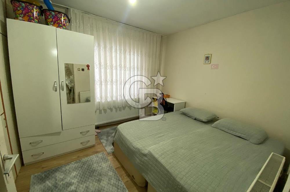 MUSELAND-KARABAĞLAR'DA MERKEZİ KONUMDA KOMPLE SATILIK BİNA