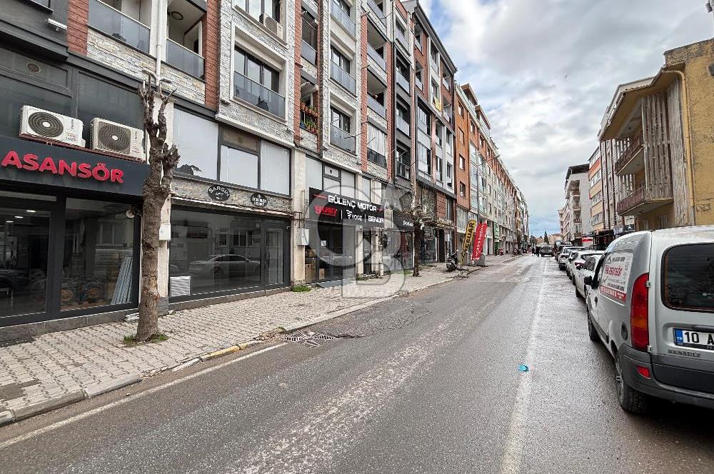 CB KİNG'DEN ATATÜRK MAH.ESKİ BANDIRMA CAD 190 m² SATILIK DÜKKAN