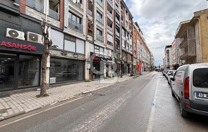 CB KİNG'DEN ATATÜRK MAH.ESKİ BANDIRMA CAD 190 m² SATILIK DÜKKAN