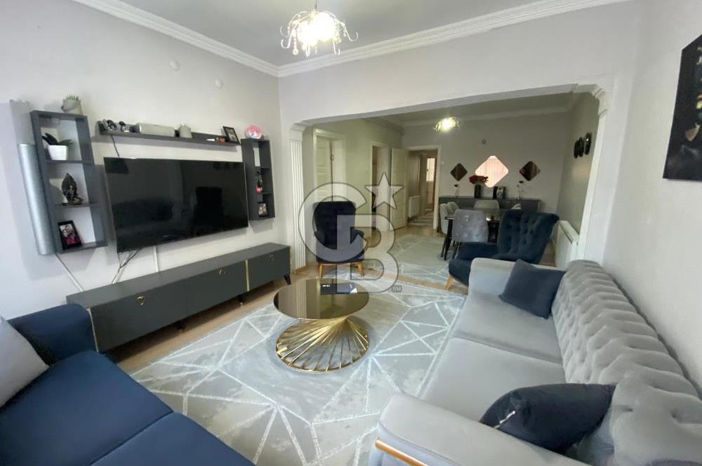 MUSELAND-KARABAĞLAR'DA MERKEZİ KONUMDA KOMPLE SATILIK BİNA