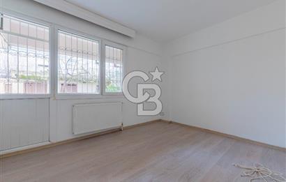 Bostanlı Şehitler Bulvarı Yakını Geniş Bahçeli 3+1 Satılık Daire