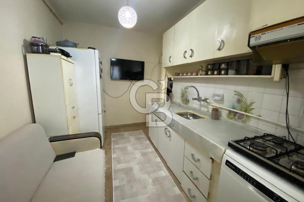 MUSELAND-KARABAĞLAR'DA MERKEZİ KONUMDA KOMPLE SATILIK BİNA