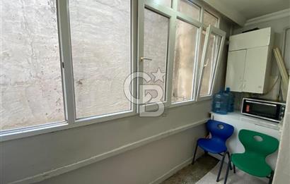 MUSELAND-KARABAĞLAR'DA MERKEZİ KONUMDA KOMPLE SATILIK BİNA