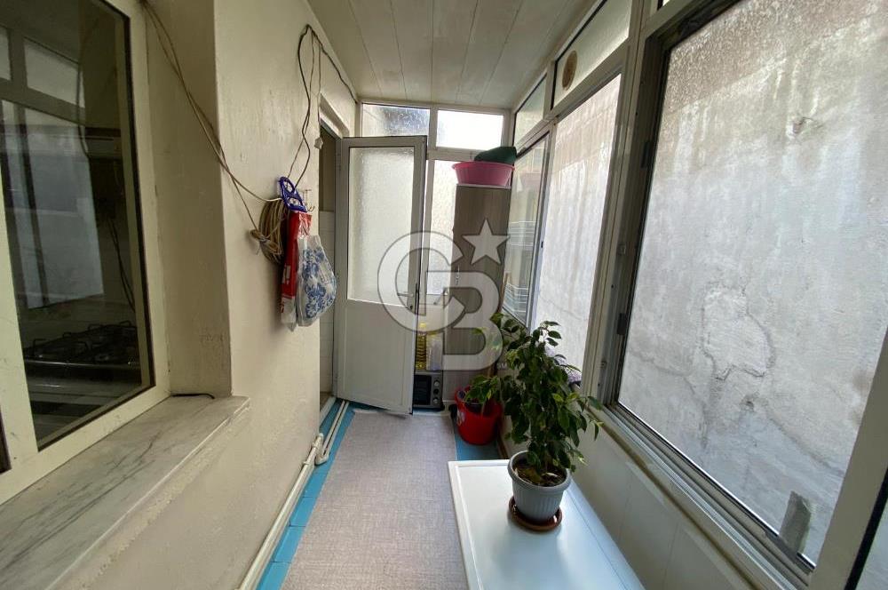 MUSELAND-KARABAĞLAR'DA MERKEZİ KONUMDA KOMPLE SATILIK BİNA