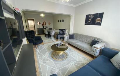 MUSELAND-KARABAĞLAR'DA MERKEZİ KONUMDA KOMPLE SATILIK BİNA