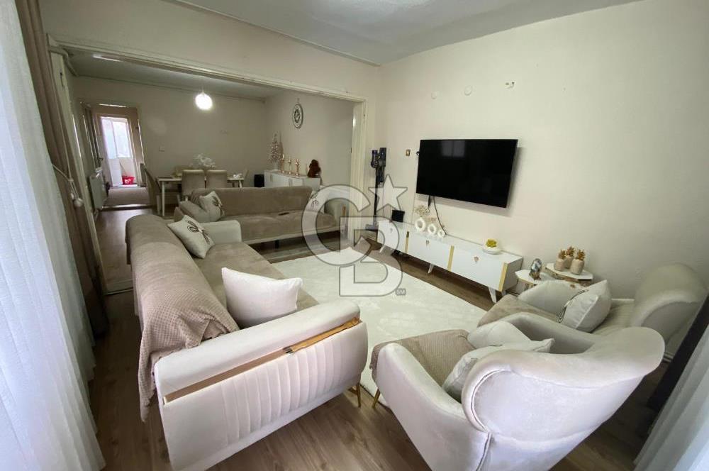 MUSELAND-KARABAĞLAR'DA MERKEZİ KONUMDA KOMPLE SATILIK BİNA